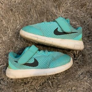 Kids nikes